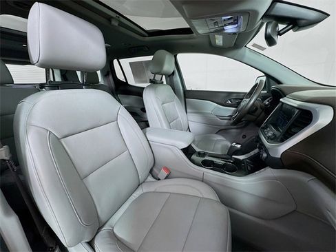 Used 2017 GMC Acadia SLT image 33