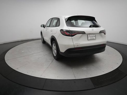 Certified 2023 Honda HR-V LX image 33