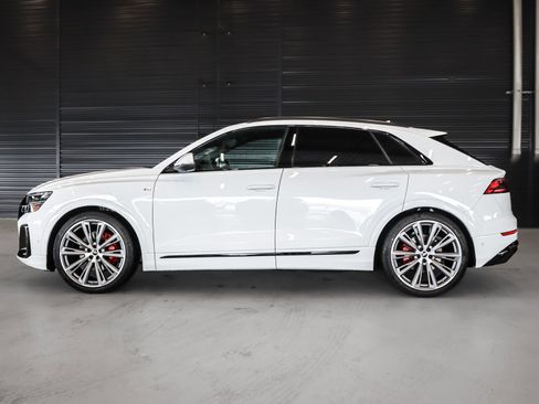 New 2026 Audi Q8 Prestige image 13