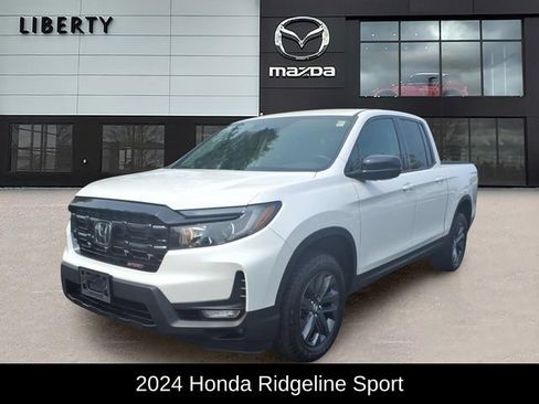 Used 2024 Honda Ridgeline Sport image 1