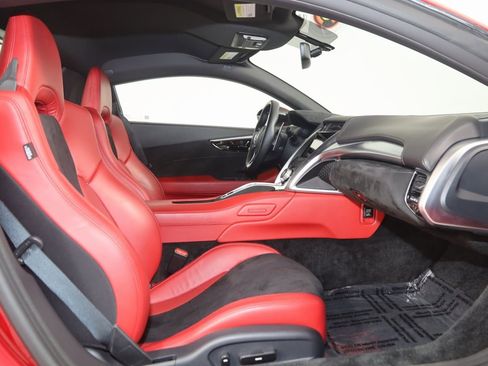 Used 2017 Acura NSX image 12