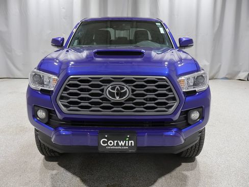Used 2023 Toyota Tacoma TRD Sport AWD/4WD image 8