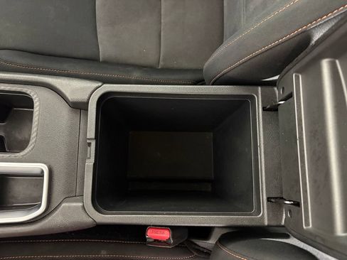 Used 2023 Nissan Sentra SR w/ Midnight Edition Package FWD image 30