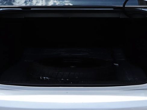 Used 2011 Chevrolet Impala LT FWD image 23