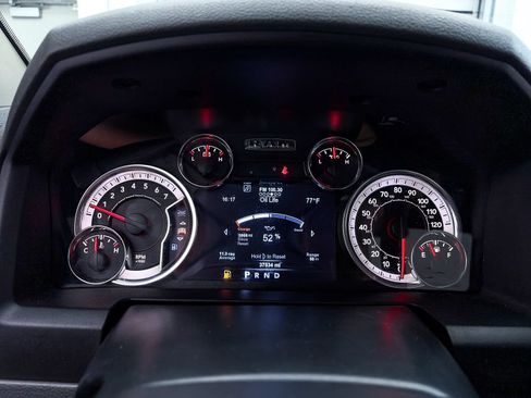 Used 2020 RAM 1500 Tradesman w/ Chrome Plus Package AWD/4WD image 37