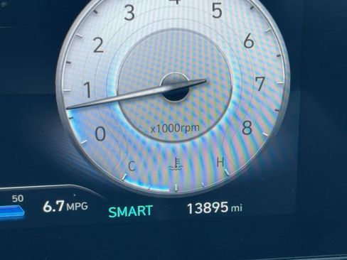 Used 2025 Hyundai Elantra SEL image 22