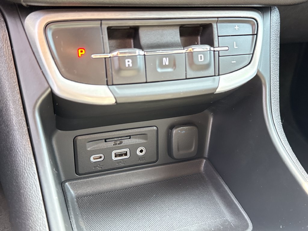 Certified 2024 GMC Terrain SLE w/ Driver Convenience Package AWD/4WD image 27