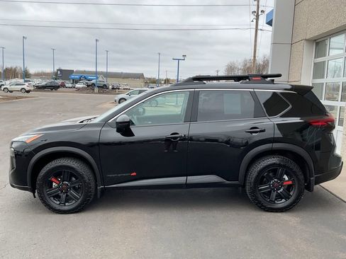Used 2025 Nissan Rogue SV w/ Rock Creek Premium Package AWD/4WD image 8