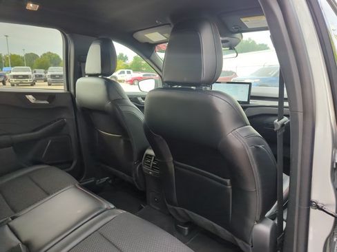 Used 2024 Ford Escape ST-Line w/ Tech Pack #1 FWD image 25