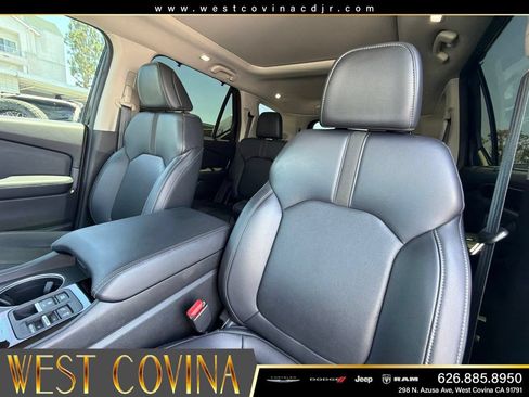 Used 2023 Honda Pilot Touring image 24