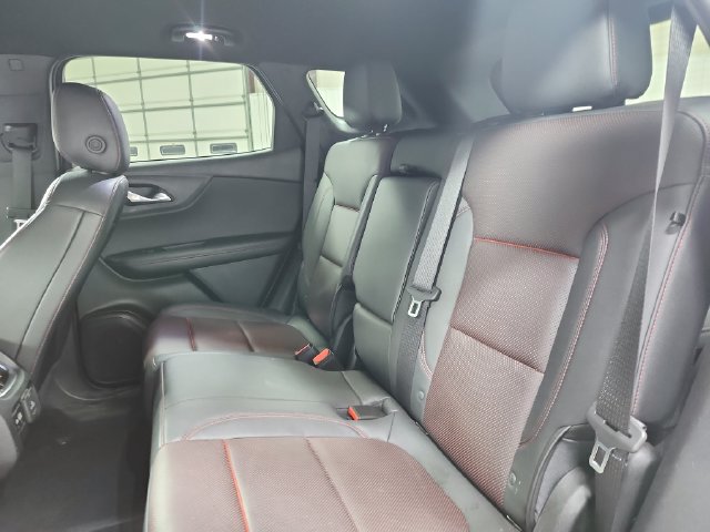 Used 2025 Chevrolet Blazer RS FWD image 12