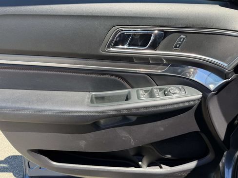 Used 2019 Ford Explorer Sport AWD/4WD image 21