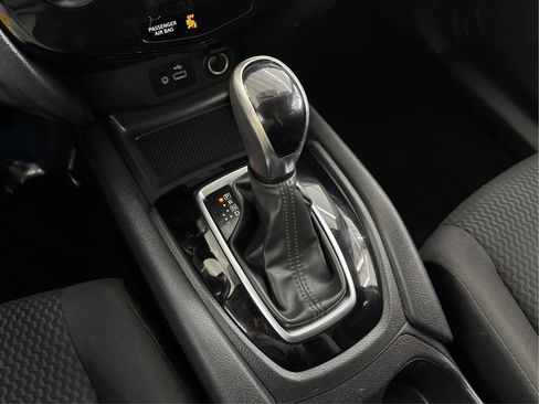 Used 2019 Nissan Rogue Sport S w/ Appearance Package AWD/4WD image 43