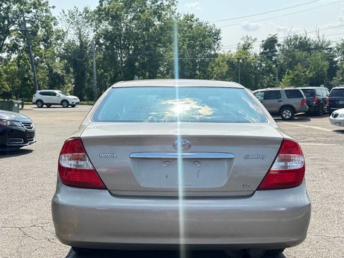 Used 2003 Toyota Camry LE image 4