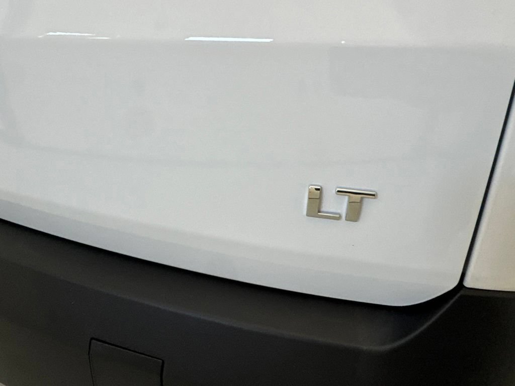 Used 2023 Chevrolet Traverse LT w/ LT Premium Package AWD/4WD image 13