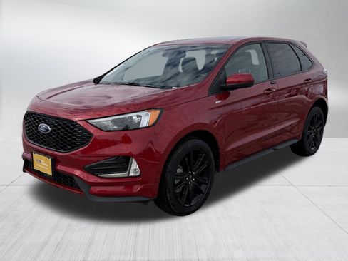 Certified 2024 Ford Edge ST-Line w/ Class II Trailer Tow Package image 3