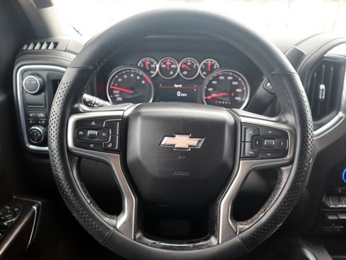 Used 2021 Chevrolet Silverado 1500 LTZ image 17