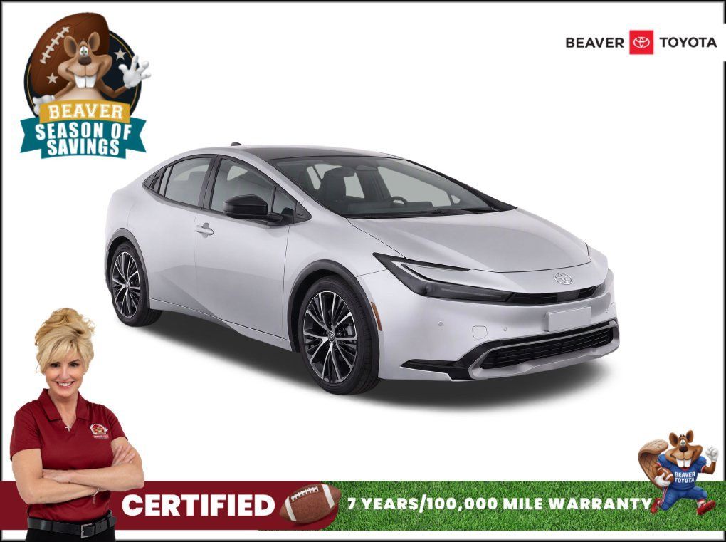 Used 2024 Toyota Prius XLE FWD image 1