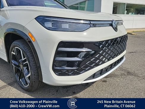 New 2026 Volkswagen Tiguan SEL R-Line AWD/4WD image 21
