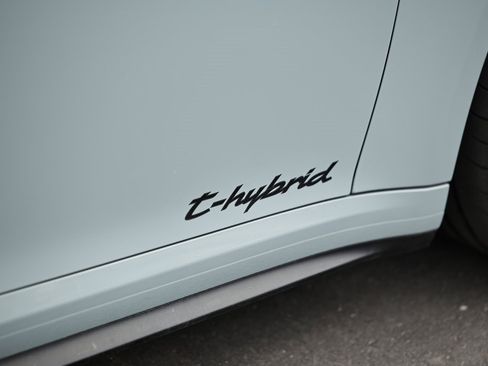 Certified 2025 Porsche 911 Carrera 4 GTS image 42