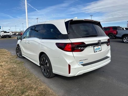 New 2026 Honda Odyssey Elite image 5