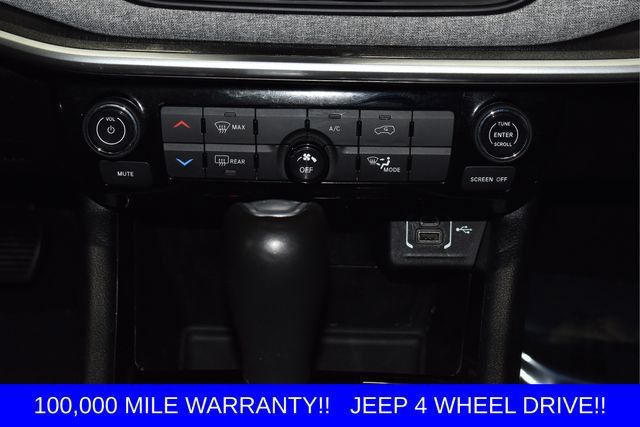 Used 2024 Jeep Compass Latitude AWD/4WD image 27