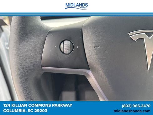 Used 2021 Tesla Model Y Long Range AWD/4WD image 26