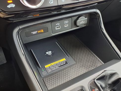 Used 2025 Honda CR-V EX-L image 13