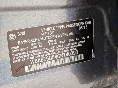 Used 2016 BMW 320i xDrive Sedan AWD/4WD image 32