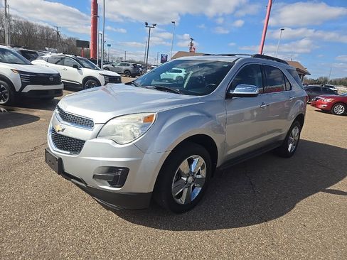 Used 2014 Chevrolet Equinox LT image 3