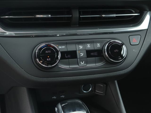 New 2026 Buick Envista Sport Touring w/ Convenience II Package FWD image 35