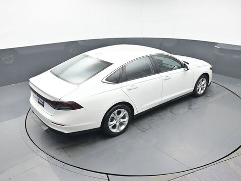 Certified 2024 Honda Accord LX image 35