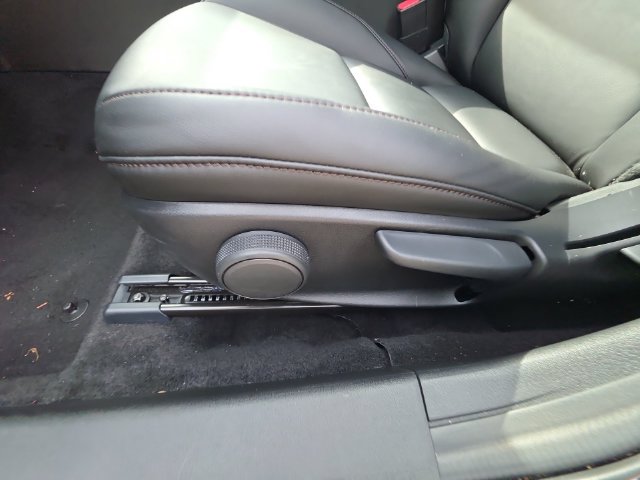 Certified 2025 MAZDA MAZDA3 s Sport FWD image 12