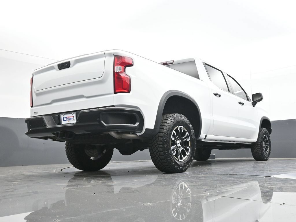 Used 2024 Chevrolet Silverado 1500 ZR2 w/ Technology Package AWD/4WD image 48
