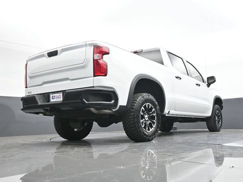 Used 2024 Chevrolet Silverado 1500 ZR2 w/ Technology Package AWD/4WD image 48