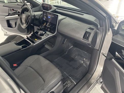 Used 2024 Toyota bZ4X XLE image 42