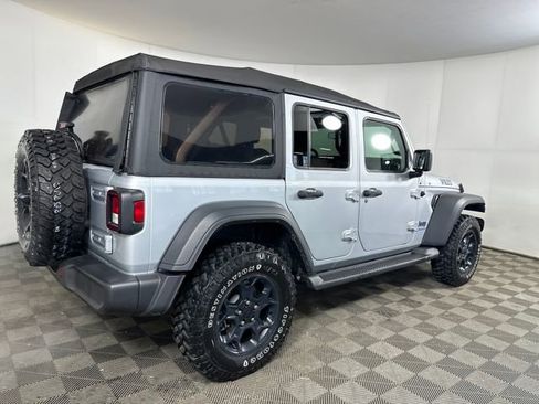 Used 2023 Jeep Wrangler Unlimited image 3