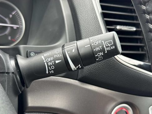 Used 2023 Honda Passport EX-L image 17