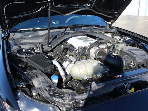 Used 2020 Ford Mustang Shelby GT500 w/ Technology Package image 29