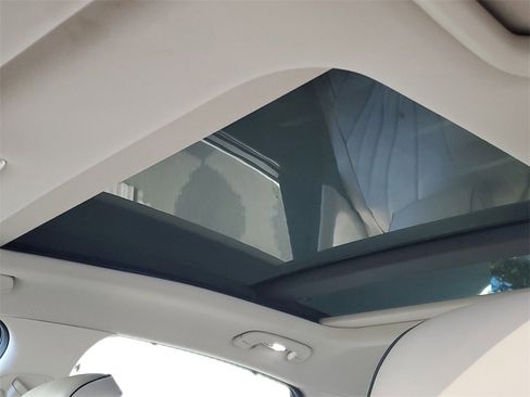 Used 2021 Genesis G80 2.5T w/ Prestige Package image 10