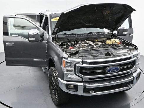 Used 2022 Ford F250 Lariat w/ Chrome Package AWD/4WD image 45