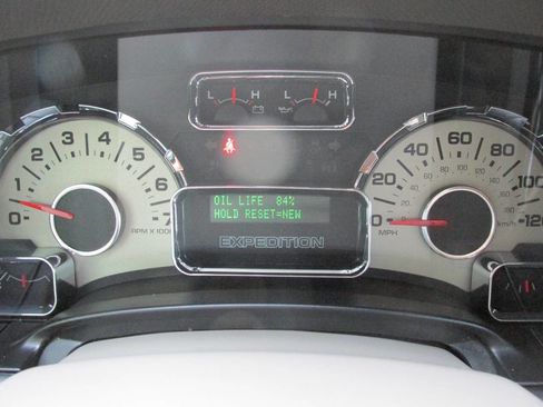 Used 2014 Ford Expedition EL Limited image 33