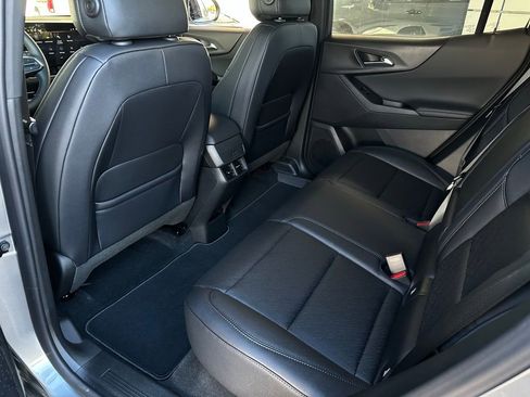 New 2026 Chevrolet Equinox LT w/ Convenience Package II image 15