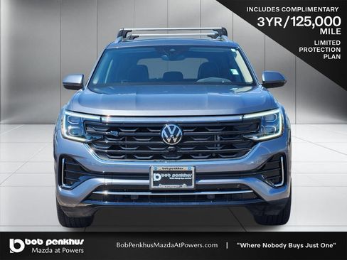 Used 2024 Volkswagen Atlas SEL Premium R-Line AWD/4WD image 22