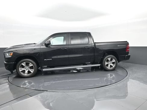 Used 2023 RAM 1500 Laramie AWD/4WD image 5