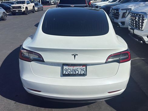 Used 2020 Tesla Model 3 Standard Range Plus RWD image 6