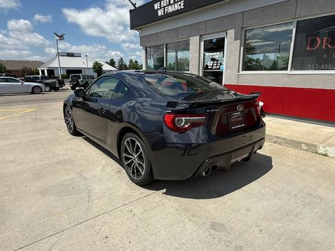 Used 2018 Subaru BRZ Premium w/ Popular Package #3 RWD image 3