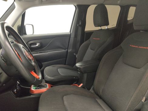 Used 2020 Jeep Renegade Trailhawk AWD/4WD image 17