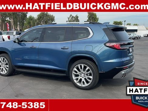 Used 2024 GMC Acadia Denali w/ Super Cruise Package FWD image 3