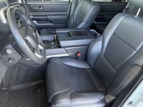Used 2024 Toyota Sequoia Platinum AWD/4WD image 19